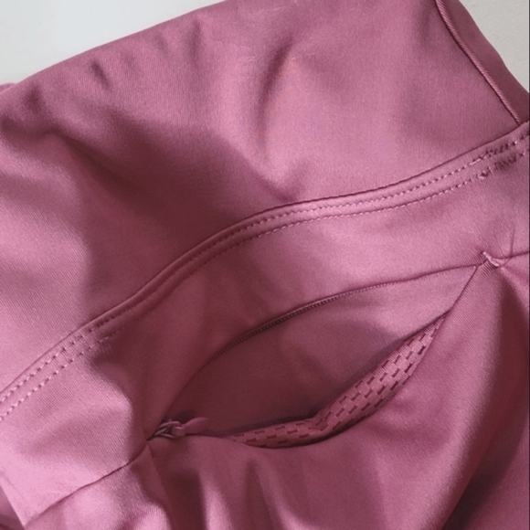 Tommy Bahama Pink Skort - Small - Picture 7 of 10